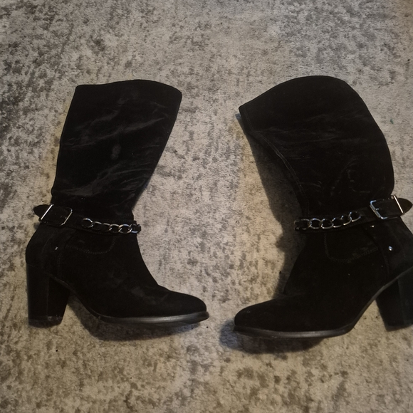 Shoes - Elegant Black Women's Boots